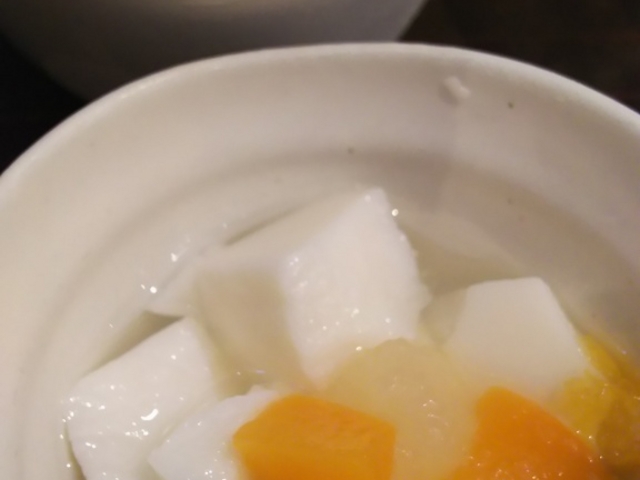 杏仁豆腐_中華料理呑