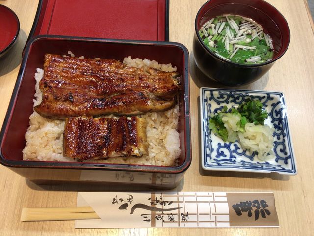 うな重の竹1700円。(代金は2400円払ってしまった。。)_魚治