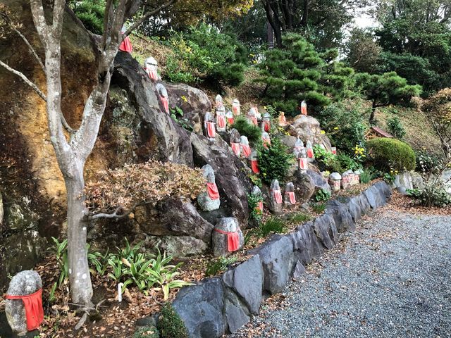 愛染明王堂3(『寝姿地蔵』像)_愛染明王堂