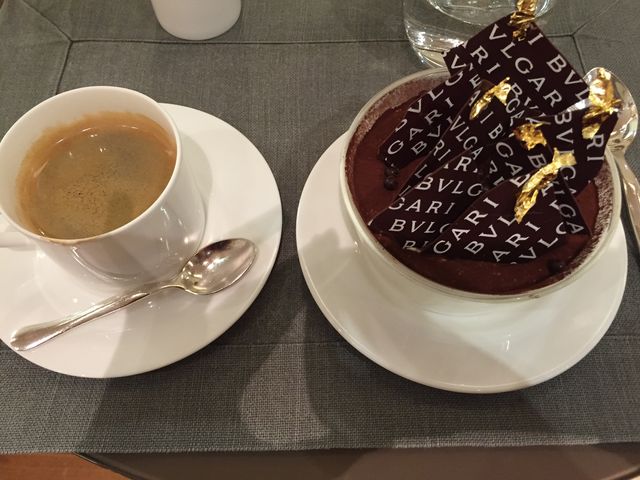 ティラミスとコーヒー_ブルガリ イル・カフェ 阪急うめだ本店