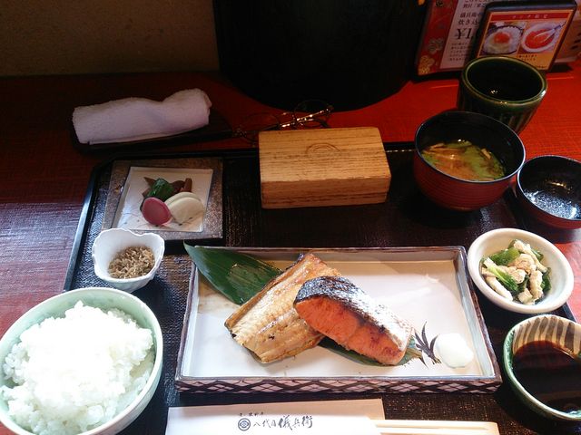 焼き魚の定食です_京の米料亭 八代目儀兵衛
