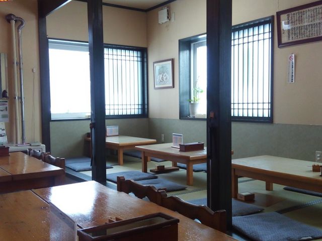 店内_そば処鹿林