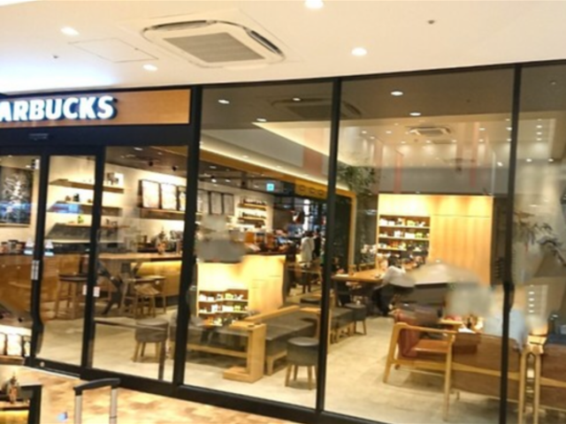 スターバックス コーヒー ピオレ姫路店(Starbucks Coffee)