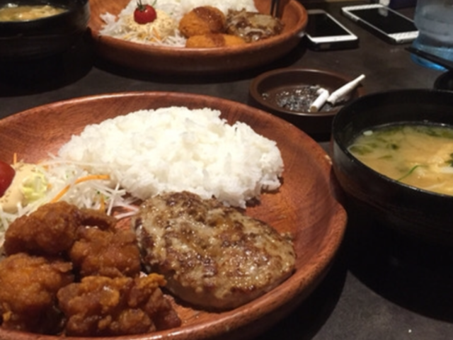 びっくりドンキー 宇治槙島店