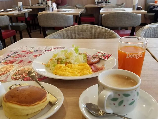 ボリューム満点_デニーズ西葛西店
