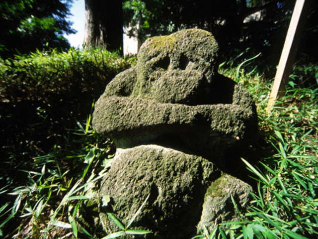 羅漢石_椿山荘 庭園