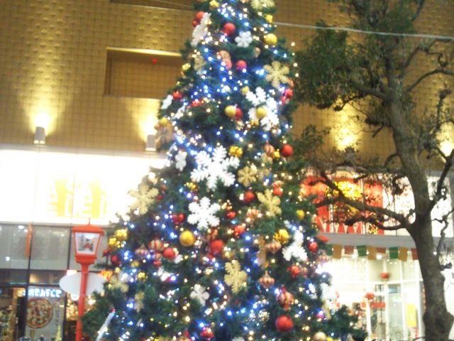 『浅草ROXのクリスマスツリー』。_浅草ROX