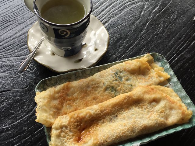 ヒラヤーチー_やちむん喫茶シーサー園