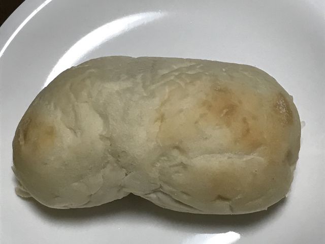 大きさは長さ15cm弱かな_フリアンのみそパン