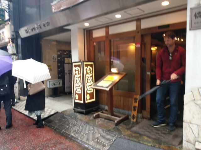 外観です_支那麺 はしご 銀座八丁目店