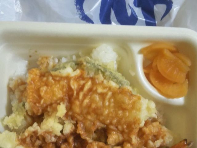 『天丼てんやの天丼』。_てんや八重洲店