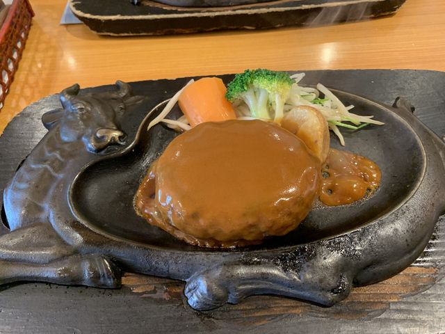 ランチハンバーグ_炭焼きレストランさわやか 掛川インター店
