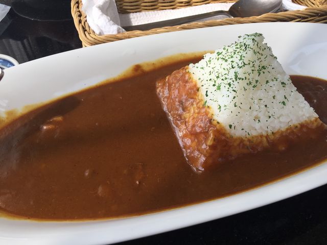 ピラミッドカレー。美味しかった!_ストーンミュージアム博石館