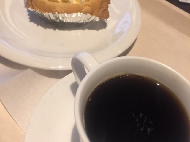 シュークリームです。_イタリアン・トマトカフェジュニア川越クレアモール店