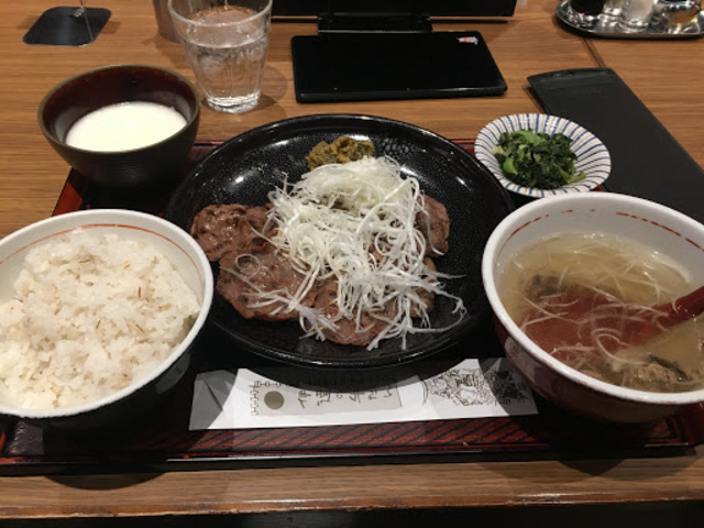 牛たん_宮城ふるさとプラザ