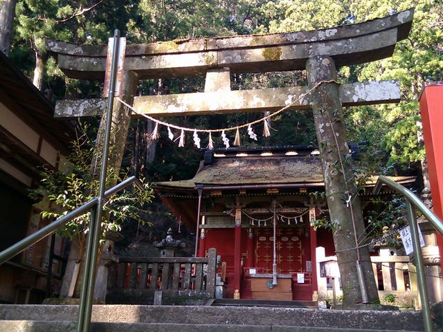 石鳥居_鳳来山東照宮
