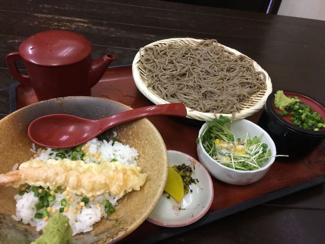 エビ天だしめし定食_花子そば・うどん