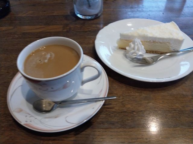 ケーキセット_ピットイン