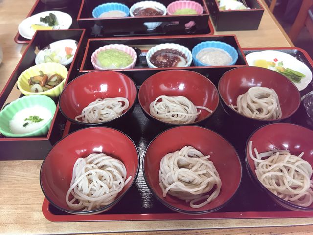 夢乃風の夢御膳(3種の餅とわんこそばセット)_きになるお休み処 夢乃風
