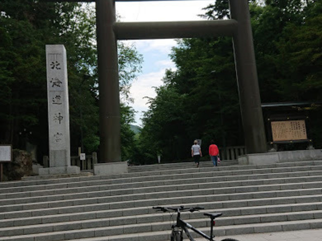 北海道神宮開運祈願!_北海道マウンテンバイクレンタルサービス