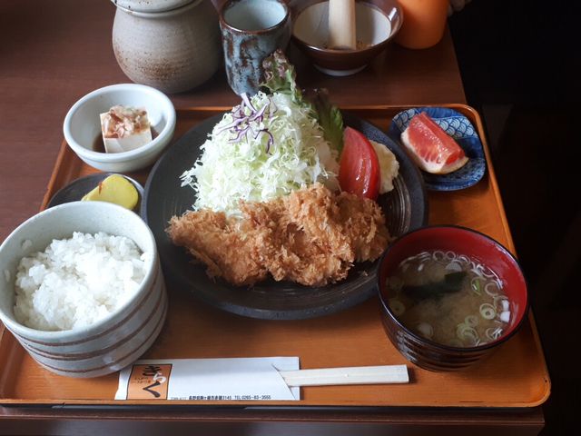はひれかつ定食(3切れ)_きらく