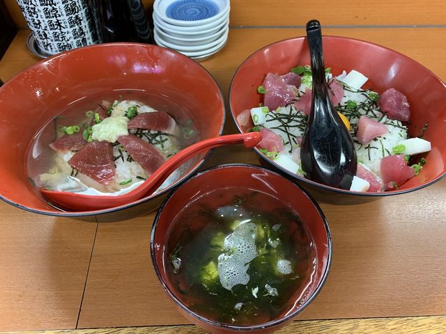 まぐろ茶漬けとまぐろどん(安い)_まぐろ屋本舗