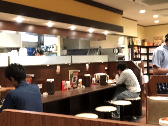 CoCo壱番屋穂積店、店内。_カレーハウスCoCo壱番屋穂積店
