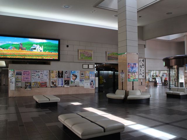広々としたホール_文化センターTOM