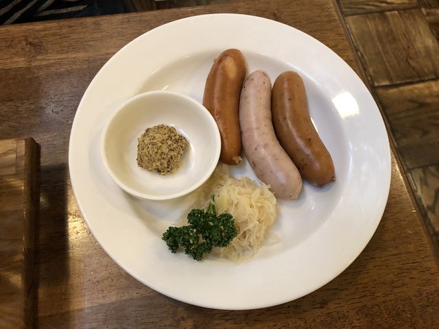 定番のソーセージ。_御殿場高原ビール