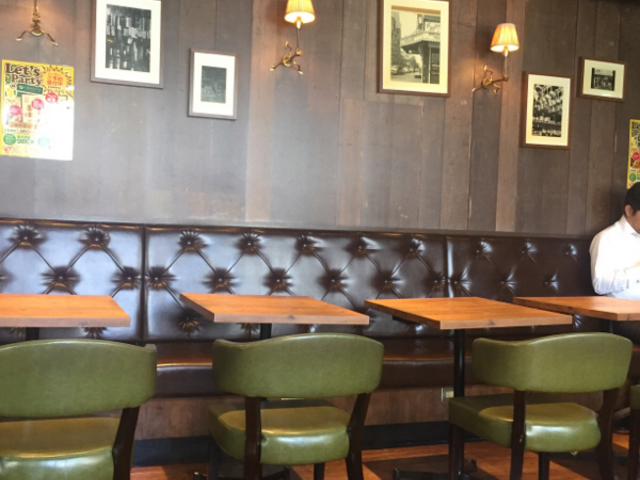 店内です。_PRONTO プロント 新宿御苑前店