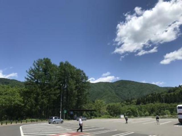 山もきれい_錦秋湖サービスエリアハイウェイショップ