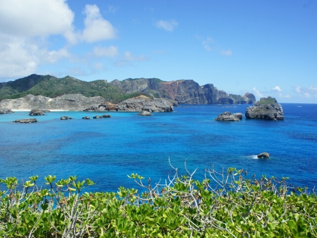 遠くにハートロックを望む_南島
