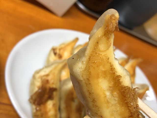焼き菓子はタレとラー油をしっかりつけよう_香蘭