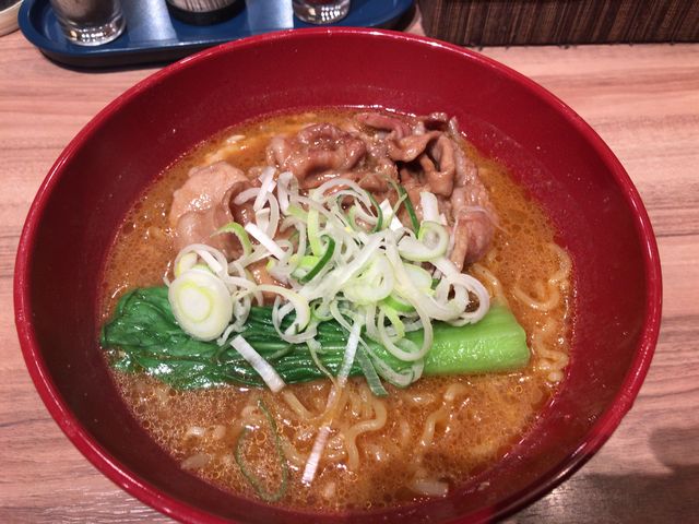 ホエー豚めん_麺屋 開高 新千歳空港店