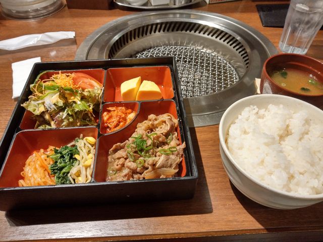 焼肉弁当_大同門 阪神三番街店
