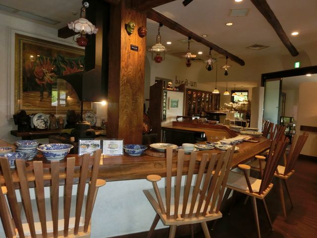 アンティークな店内_あうん亭・きみまろ茶や