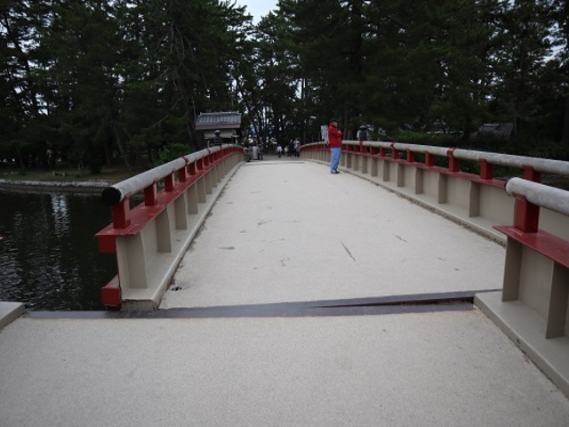 廻旋橋