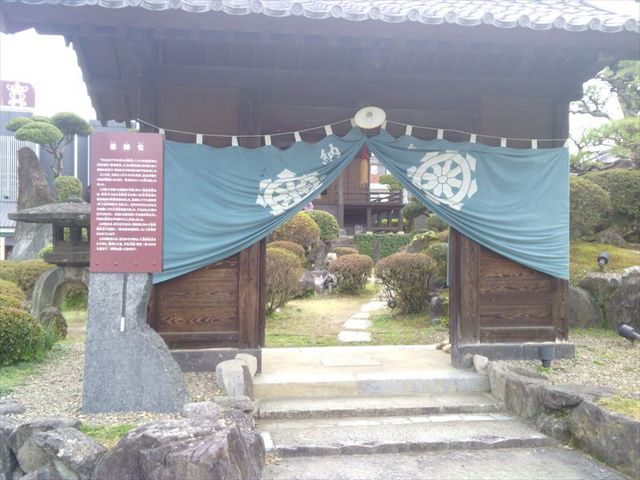 薬師堂・門_薬師堂
