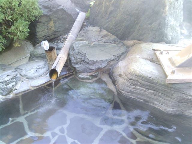 露天湯口_山鹿温泉 眺山庭