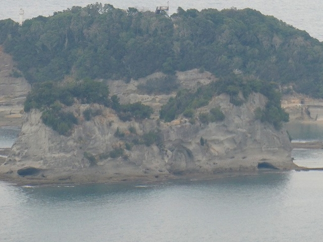 和歌山県・西牟婁郡・白浜町・平草原公園・展望台から見える白浜のシンボル・円月島_平草原公園