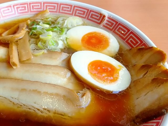 半熟の煮たまごが最高!中華そばプレミアム_幸楽苑青梅店