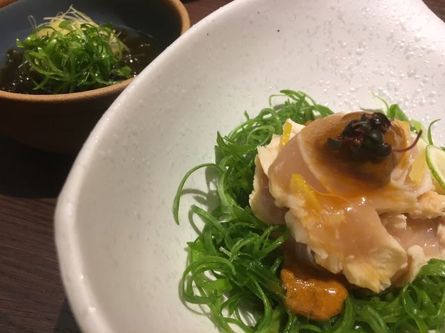 ・鶏ささみの雲丹ソース和え_地鶏個室居酒屋 兼坂 東京・大手町店