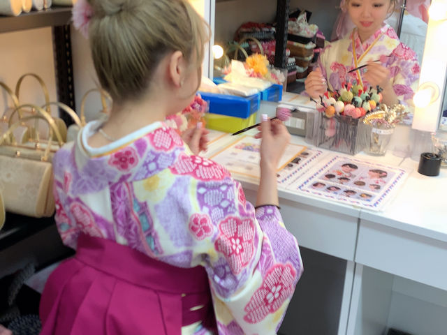 とても綺麗にしていただきました
ヘアスタイル華やかでお気に入りです_着物レンタルVASARA新宿駅前店