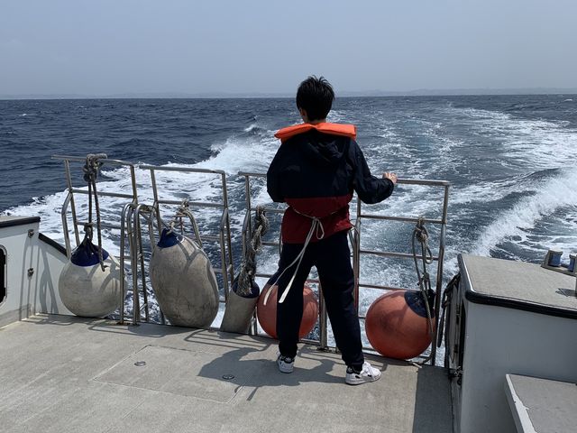 クジラ見つけるぞ!!_パイレーツマリンクラブ