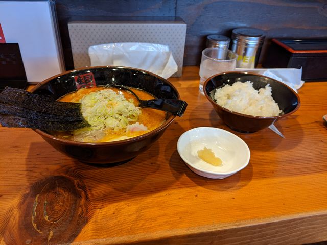 辛みそニンニクらーめん_銀のくら春日店