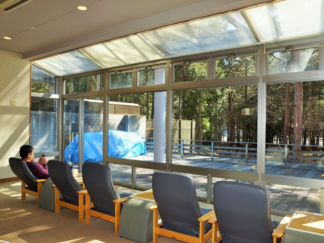 くつろぎの場_信州大芝高原 大芝の湯