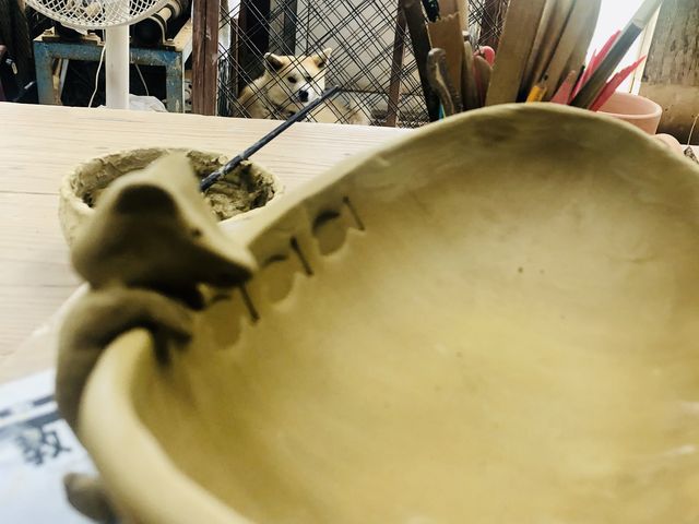焼き上がり前。この他に2人でお皿3枚と箸置き2つを作成。_陶工房たまどろ