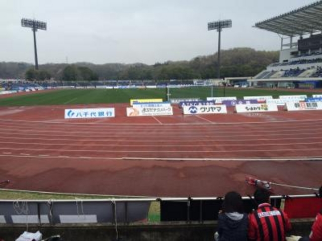 みづらい_町田GIONスタジアム(町田市立陸上競技場)