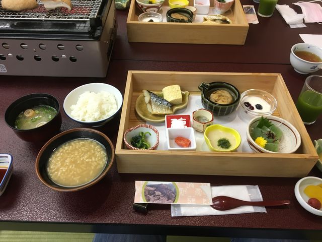 食事です。_かくれ里の宿 森の交流館