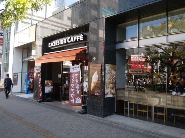 JR亀戸駅直ぐにあります。_エクセルシオール カフェ 亀戸店(EXCESIOR CAFEE)